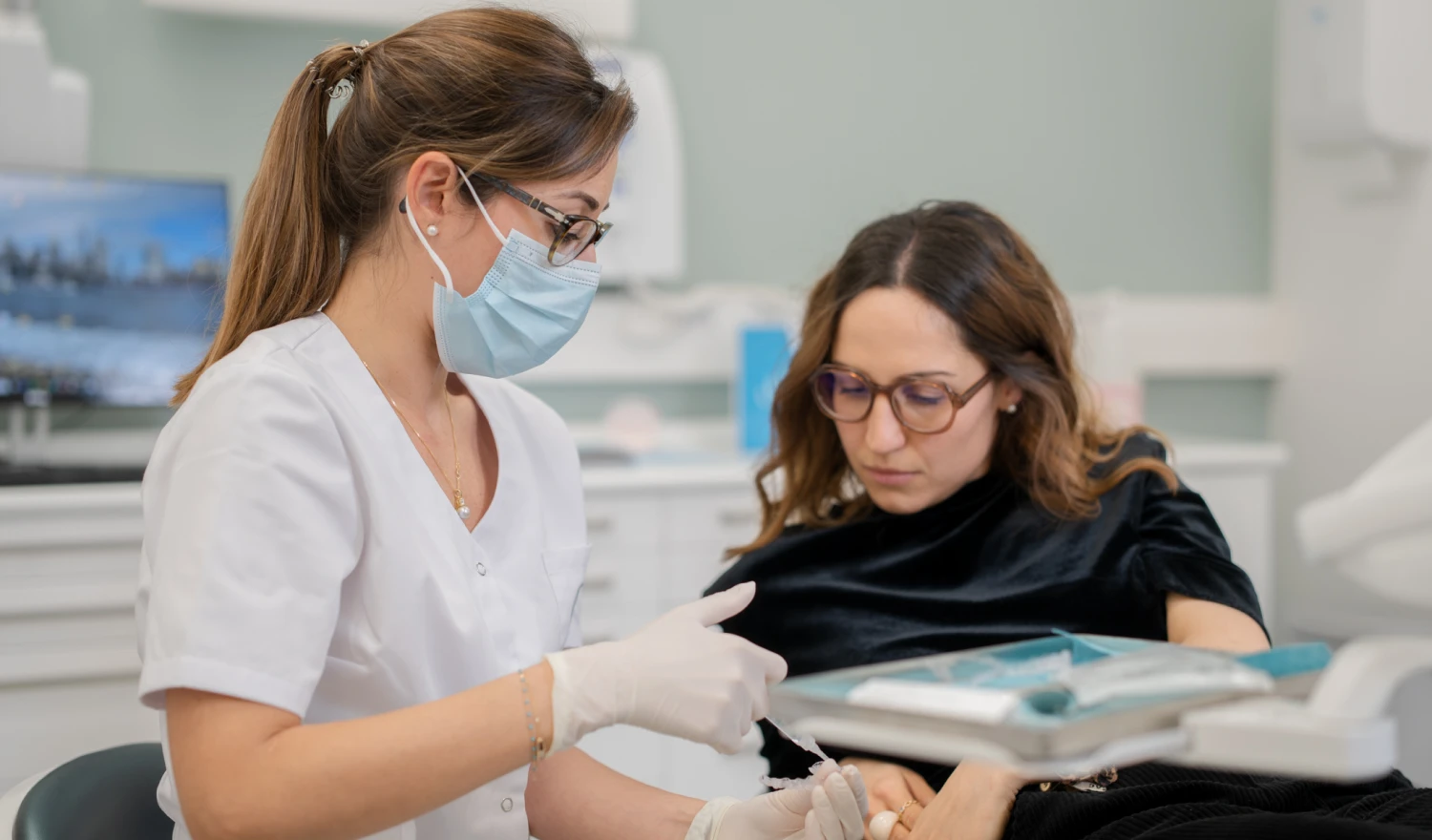 giorgia montanaro orthodontieDr Giorgia MONTANARODrs BLUCHE & MONTANARO | Dentistes Lézignan-Corbières